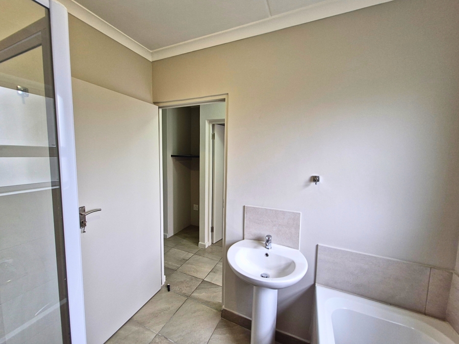 To Let 2 Bedroom Property for Rent in Haasendal Western Cape